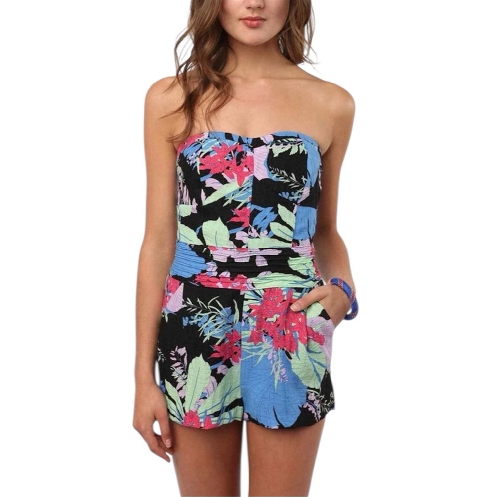 Urban Outfitters UO Kimchi Blue Field Day Strapless Floral Print Romper Playsuit